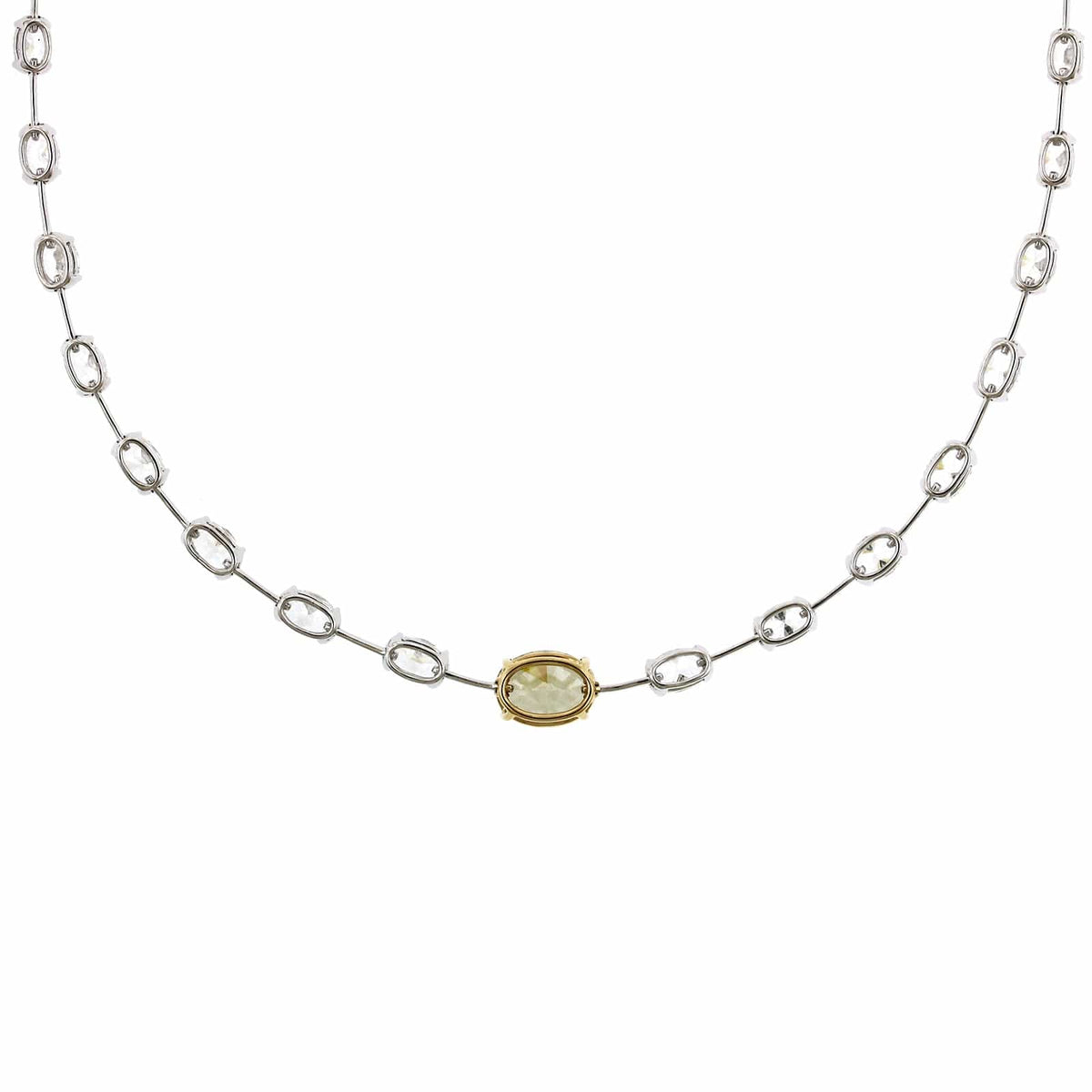 Etho Maria 18K White Gold Oval Diamond Necklace