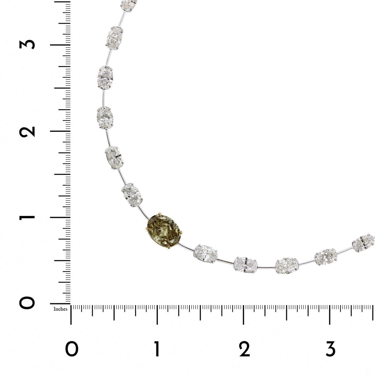 Etho Maria 18K White Gold Oval Diamond Necklace