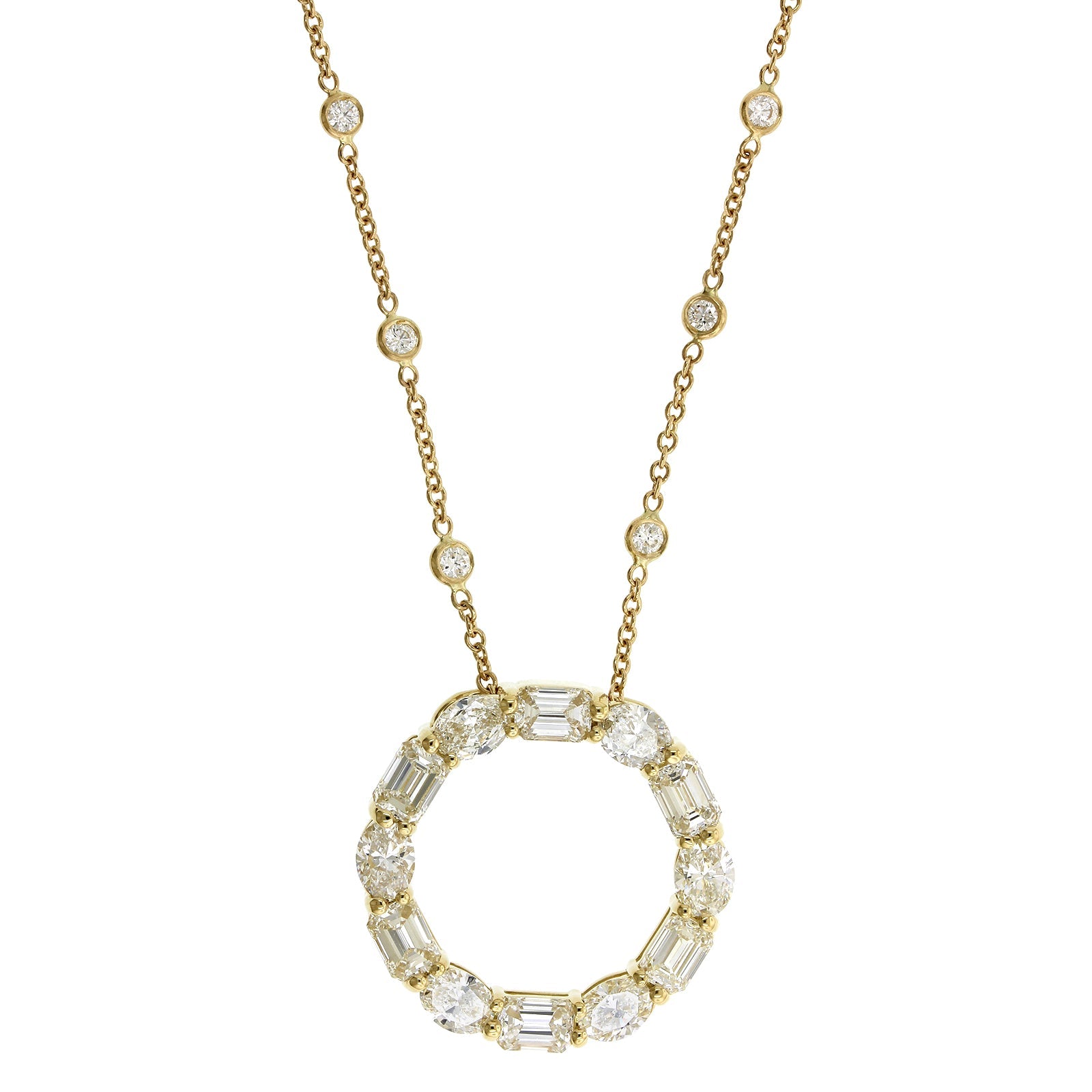 18K Yellow Gold Oval and Emerald Diamond Circle Necklace