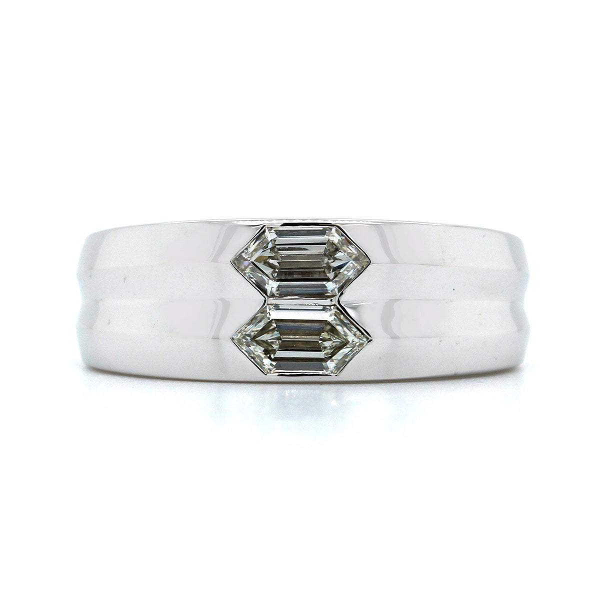 18K White Gold Hexagonal Cut Diamond 2 Stone Ring