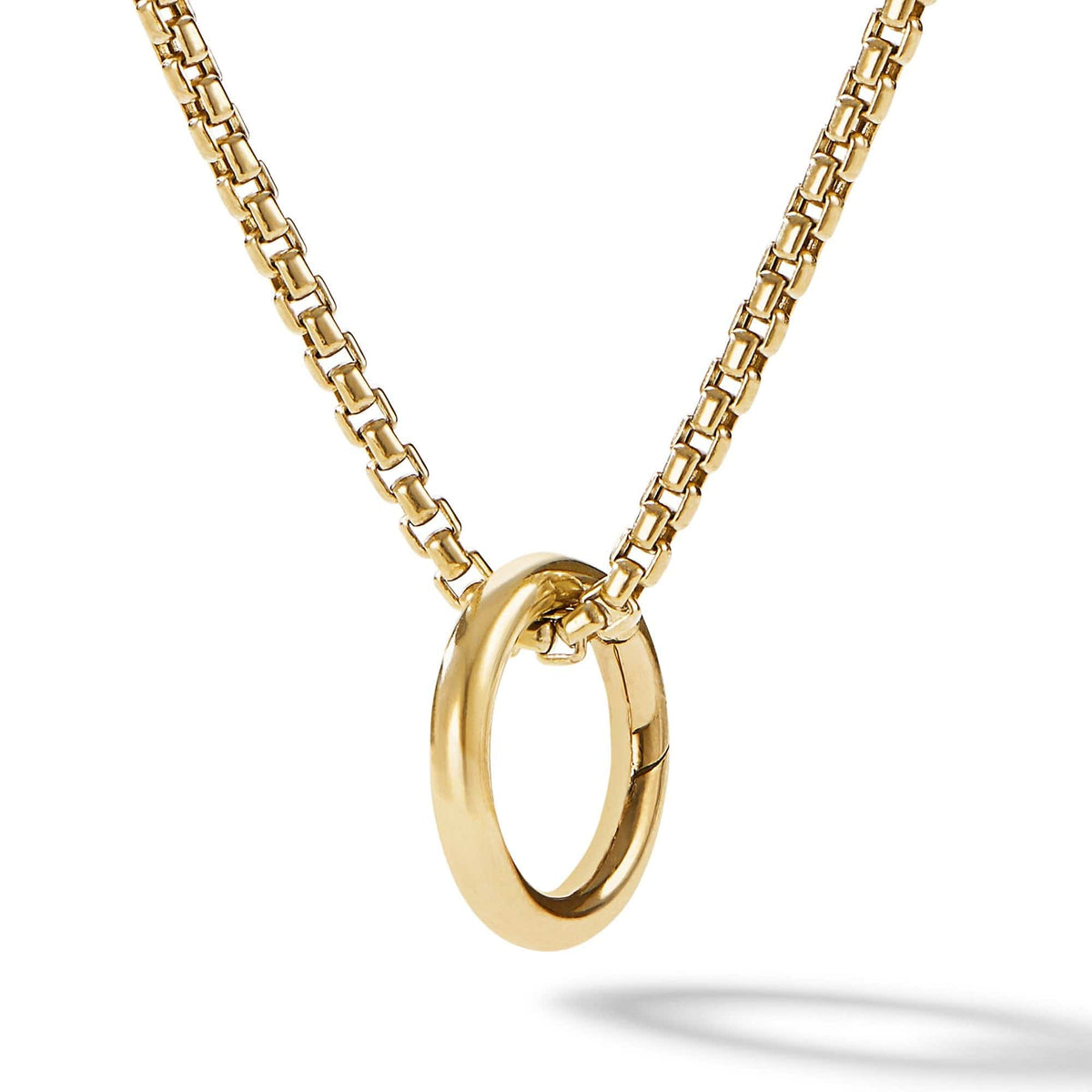 Smooth Amulet Holder in 18K Yellow Gold