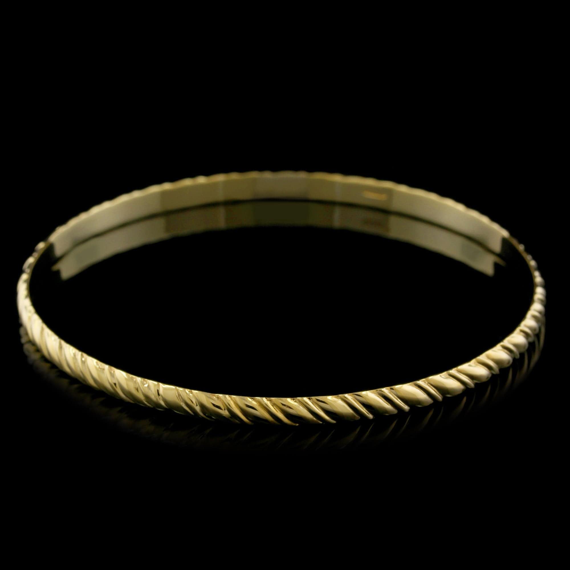 14K Yellow Gold Estate Bangle Bracelet