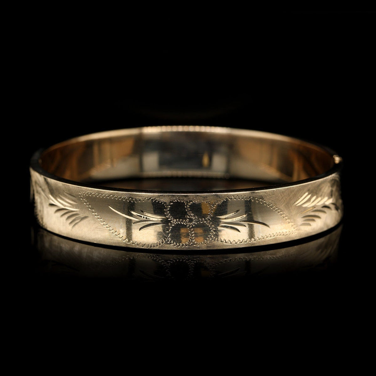 14K Yellow Gold Estate Bangle
