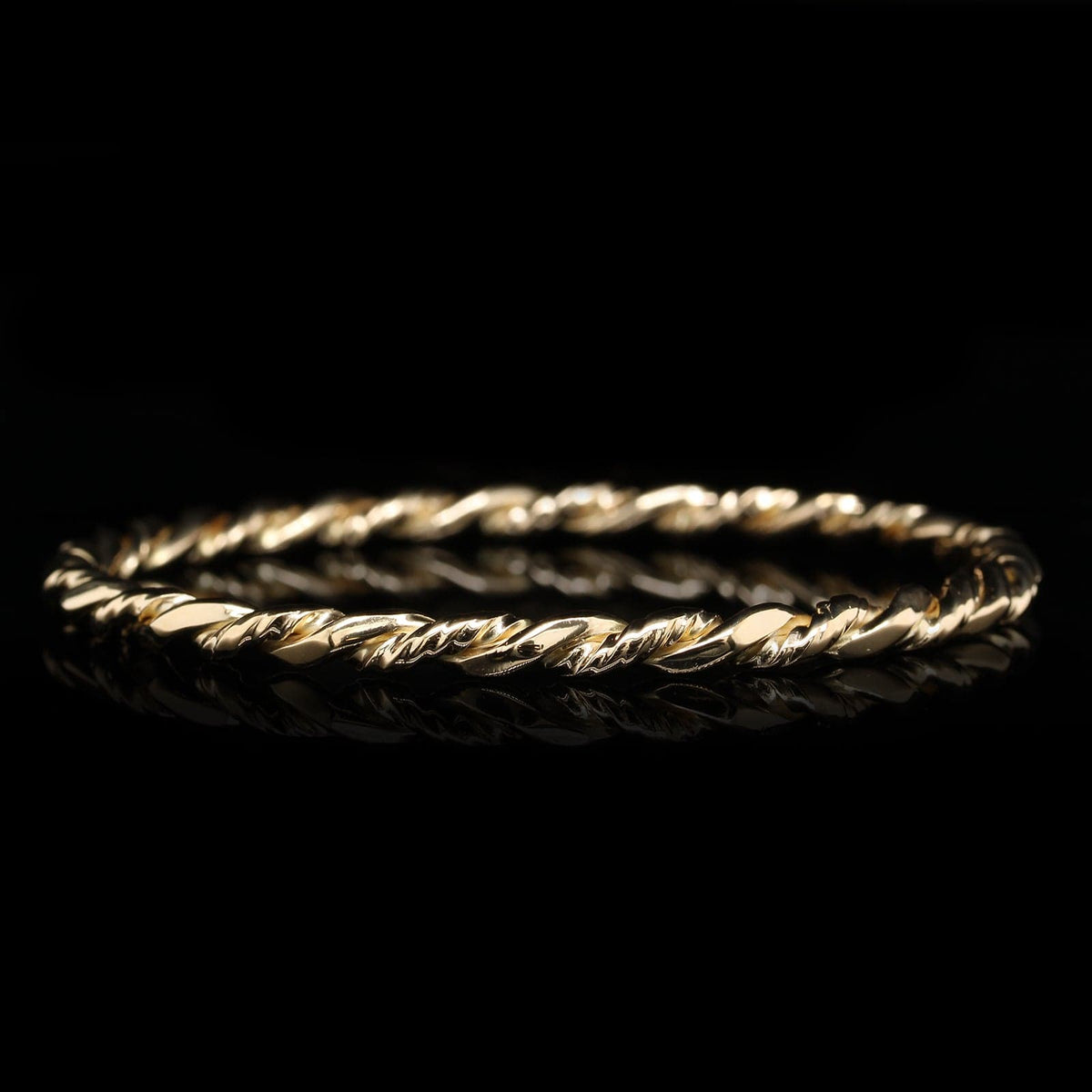 18K Yellow Gold Estate Twisted Bangle Bracelet