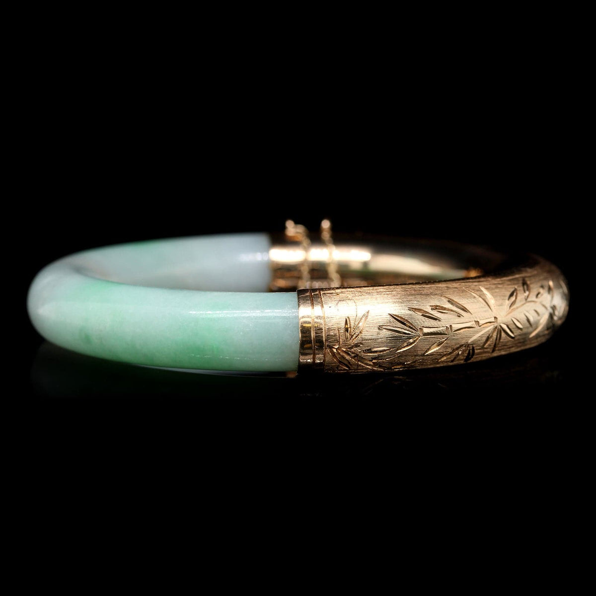 14K Yellow Gold Estate Jadeite Bangle