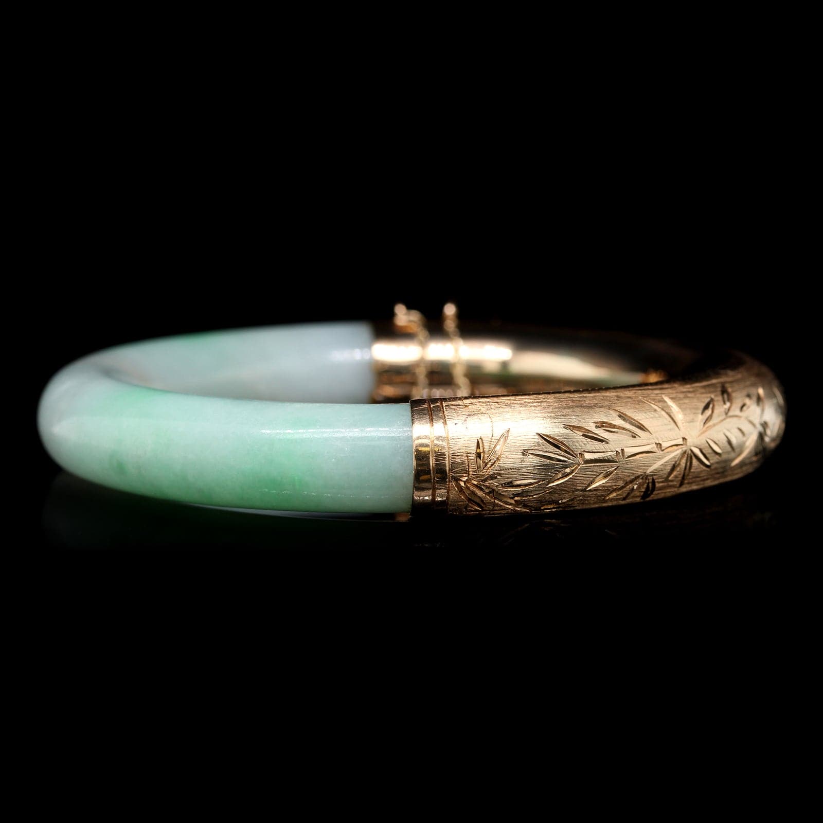 14K Yellow Gold Estate Jadeite Bangle