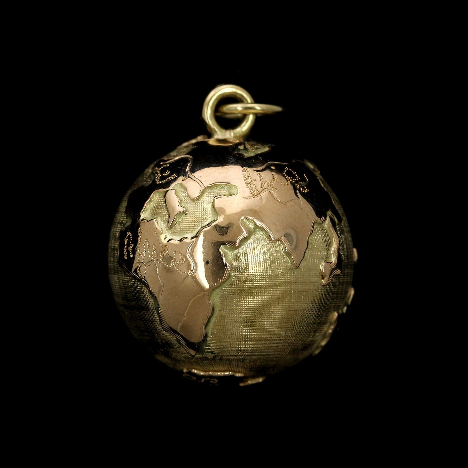 18K Yellow Gold Estate World Globe Charm