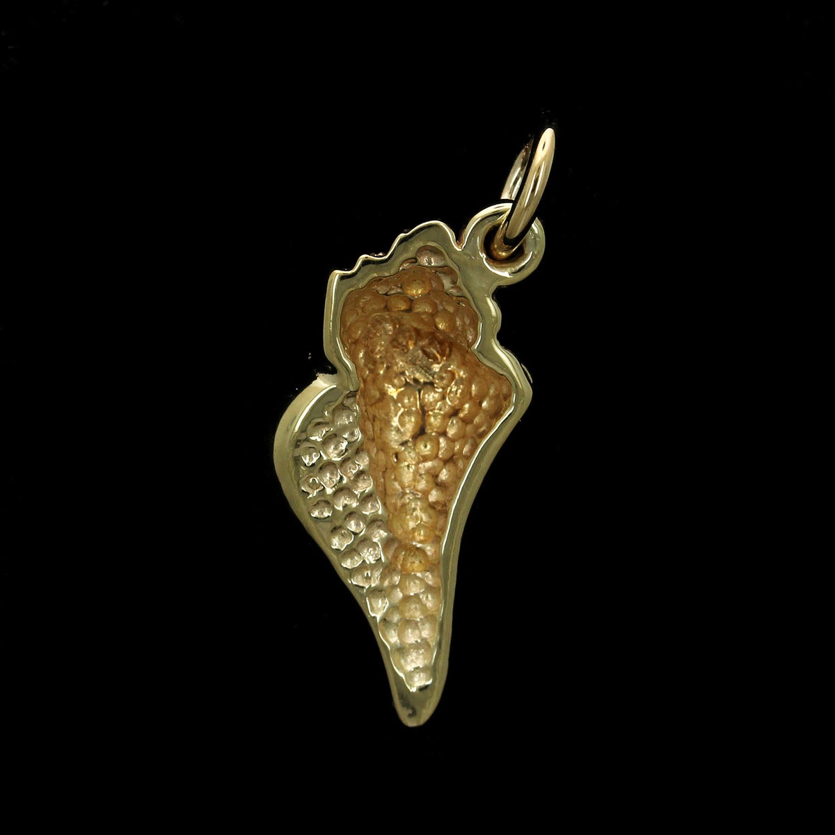 14K Yellow Gold Estate Conch Shell Charm