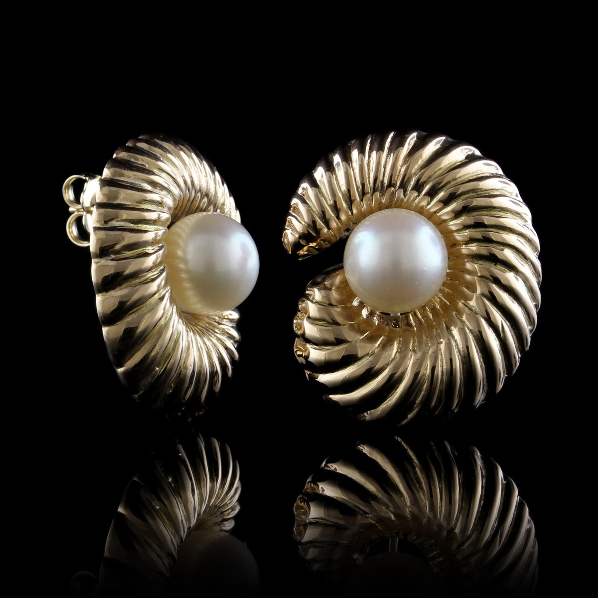 14K Yellow Gold Estate Cultured Pearl Earrings