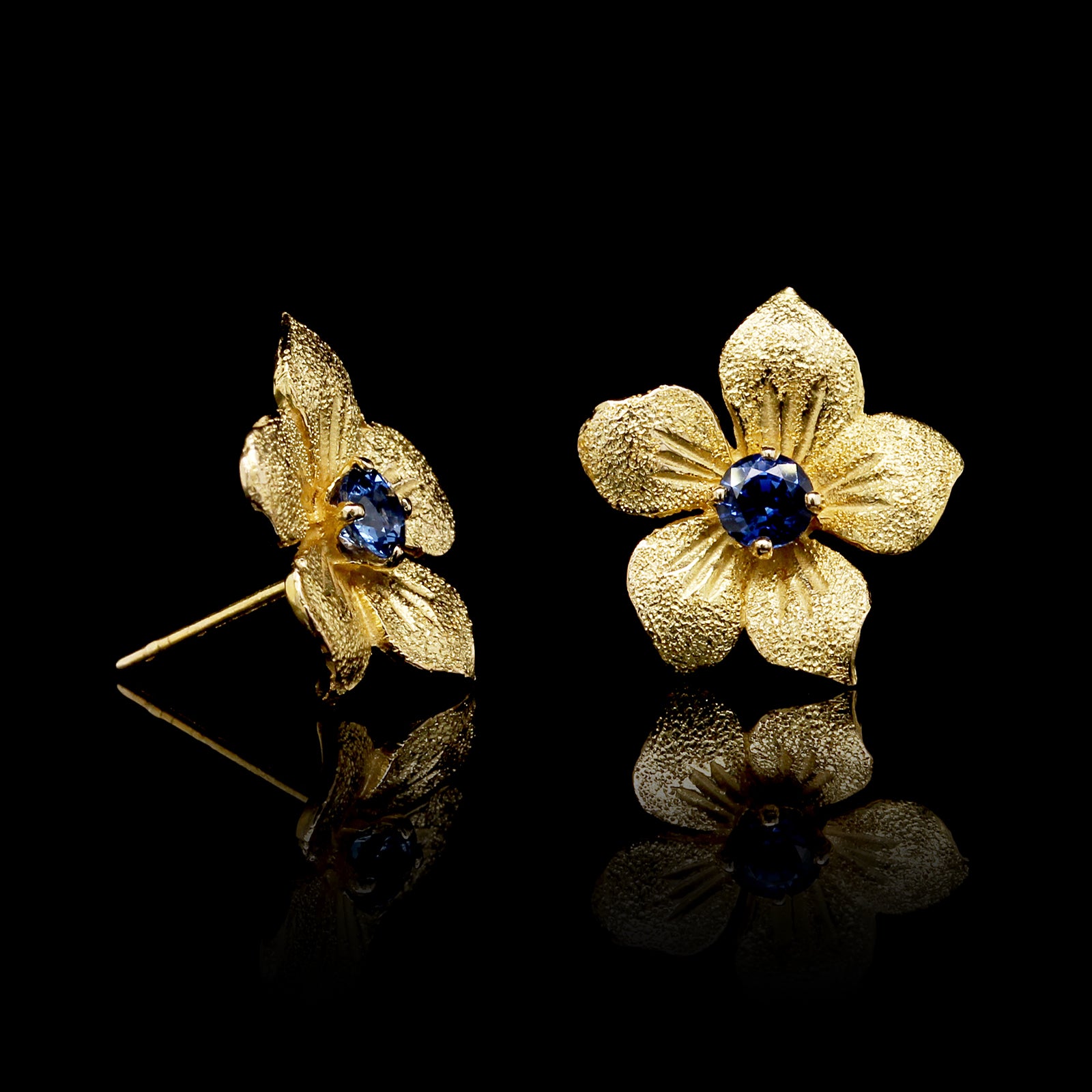14K Yellow Gold Estate Sapphire Flower Earrings
