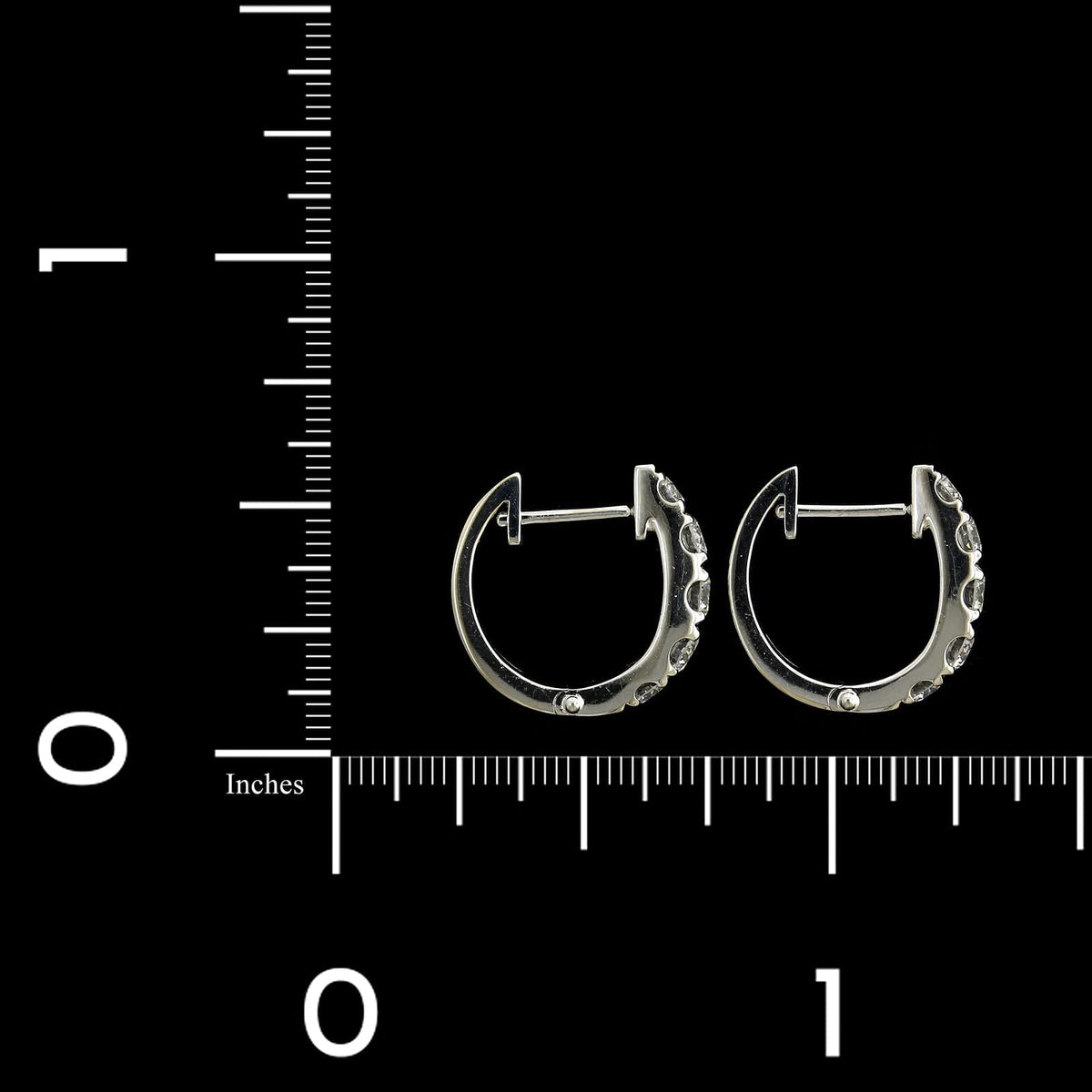 Memoire 18K White Gold Estate Diamond Hoops