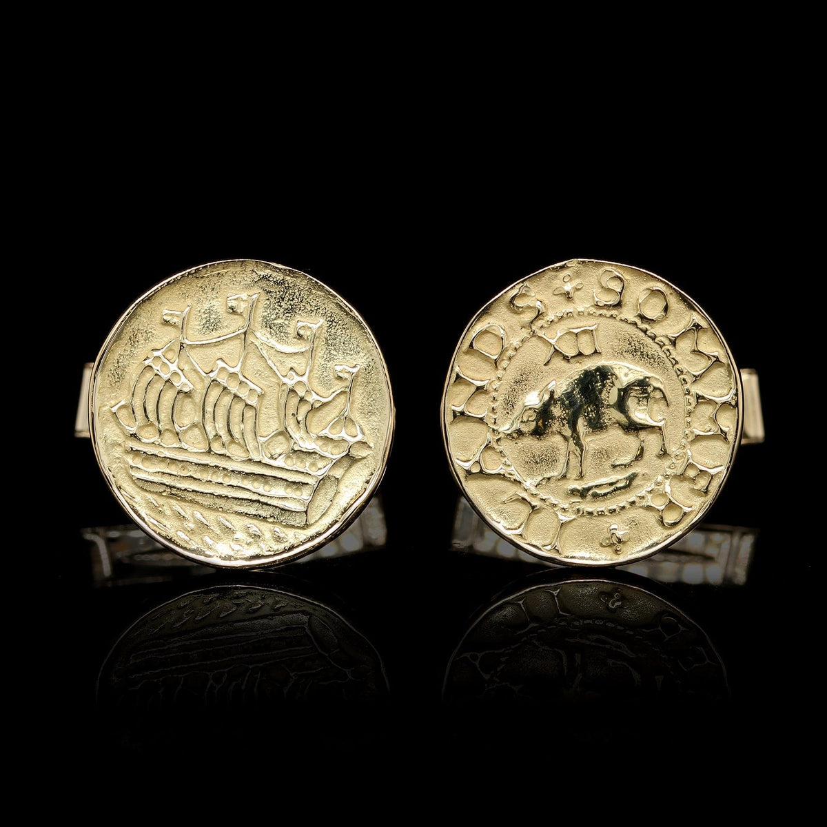 18K Yellow Gold estate Iland Sommer Hogge Shilling Replica Cufflinks