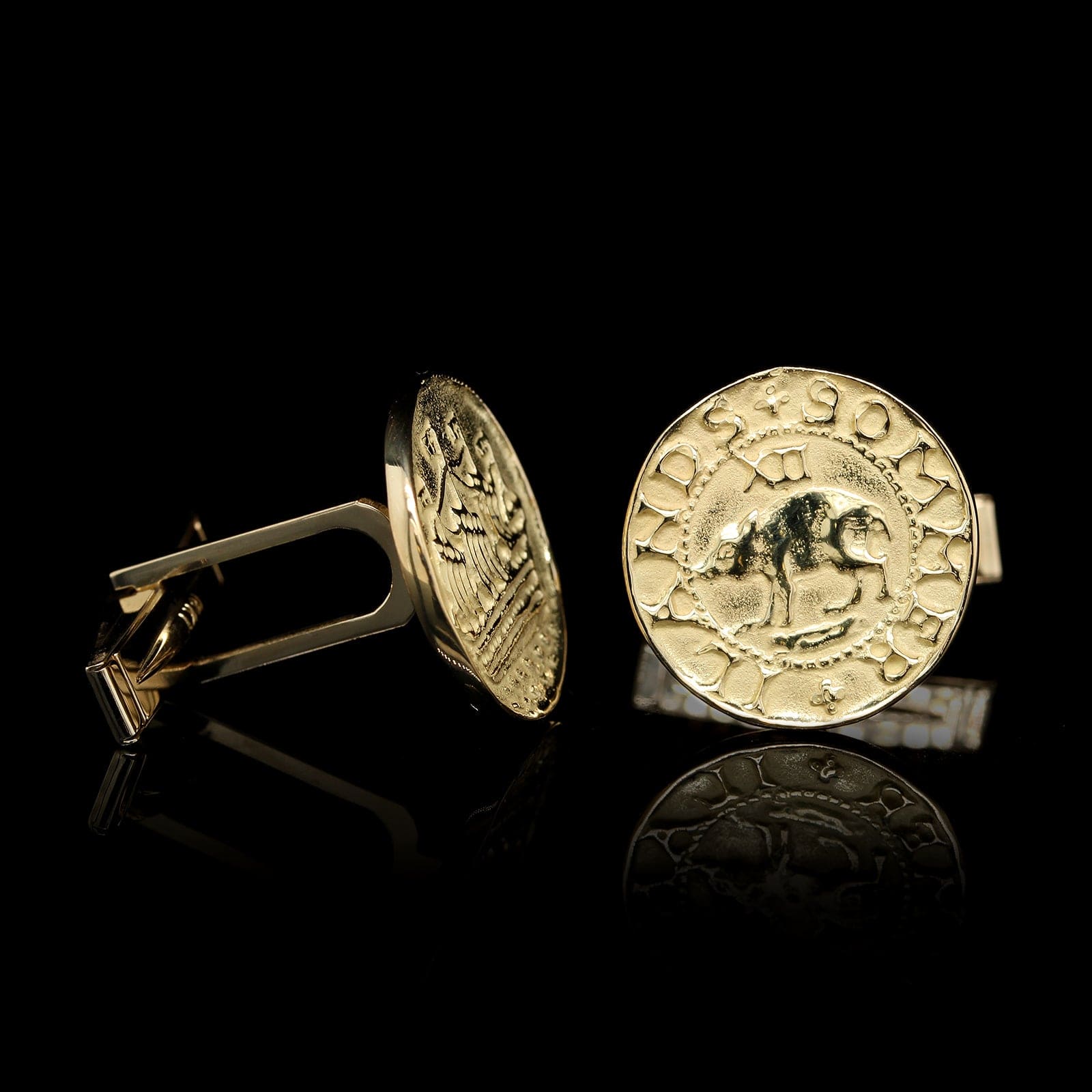 18K Yellow Gold estate Iland Sommer Hogge Shilling Replica Cufflinks