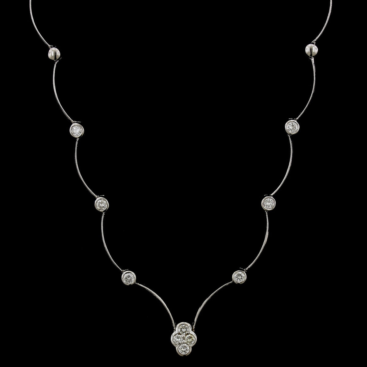 18K White Gold Estate Diamond Necklace
