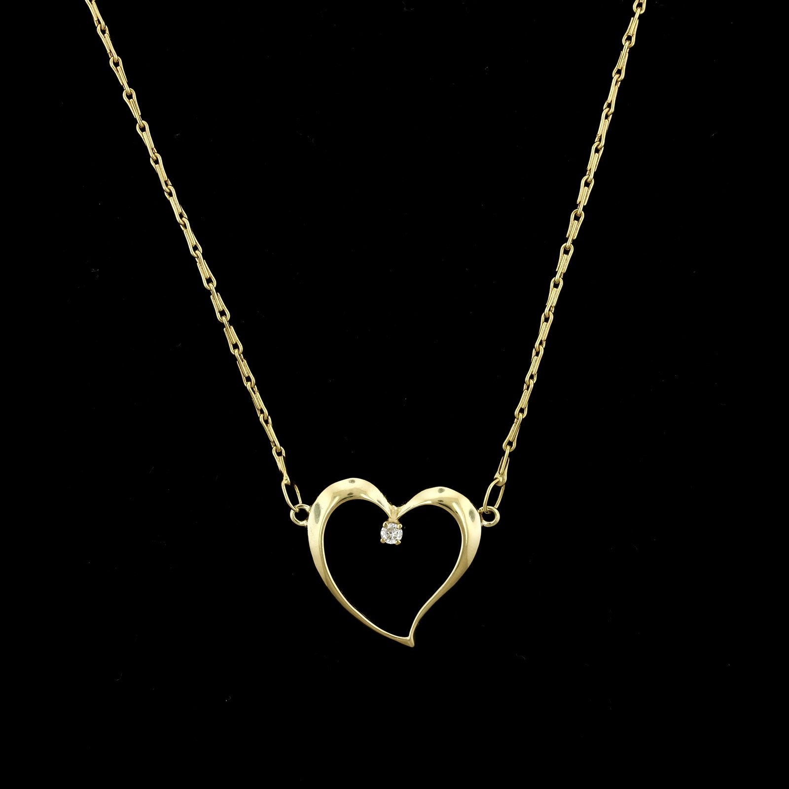 14K Yellow Gold Estate Heart Necklace