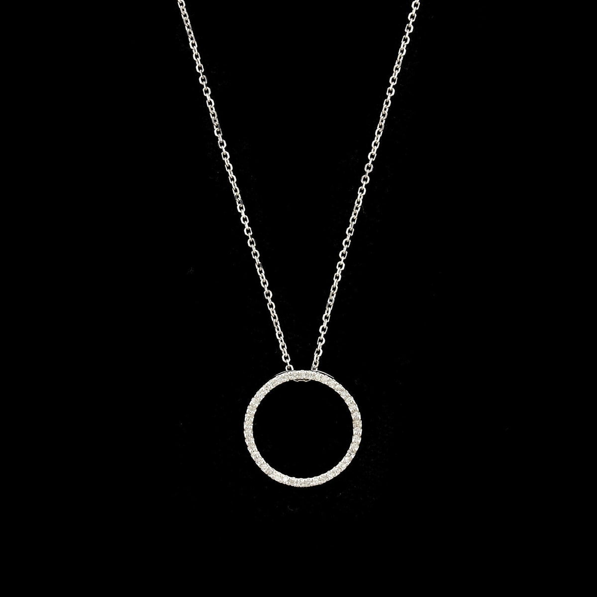 14K White Gold Estate Diamond Circle Pendant
