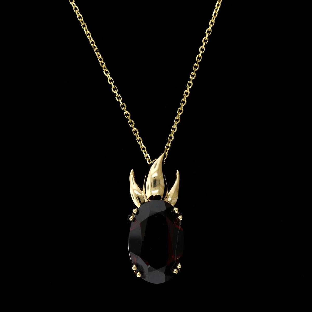 14K Yellow Gold Estate Garnet Pendant