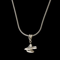 18K White Gold Estate Diamond Pendant Necklace