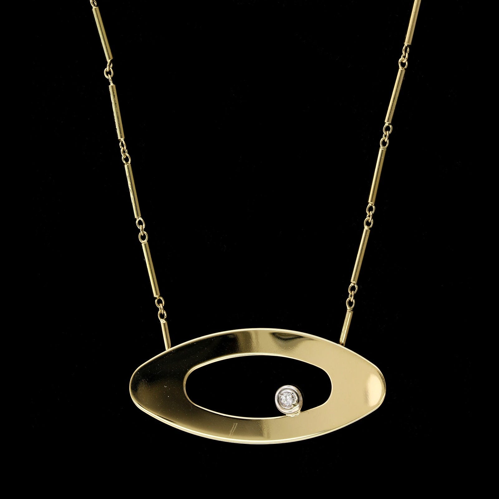 Roberto Coin 18K Yellow Gold Estate Diamond Oval Convex Necklace