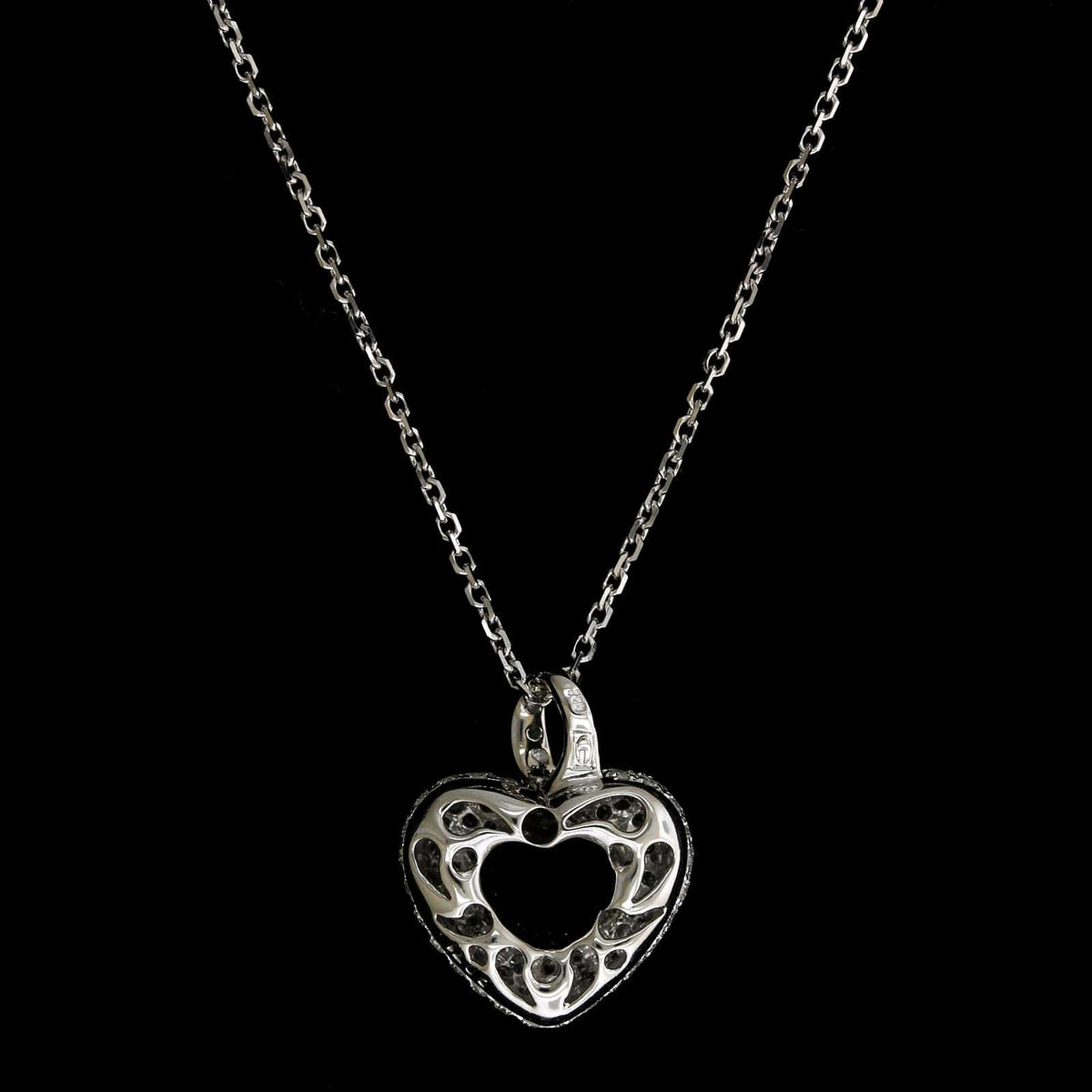 18K White Gold Estate Diamond Heart Pendant