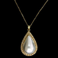 18K Yellow Gold Estate Mabe Pearl and Diamond Pendant Necklace
