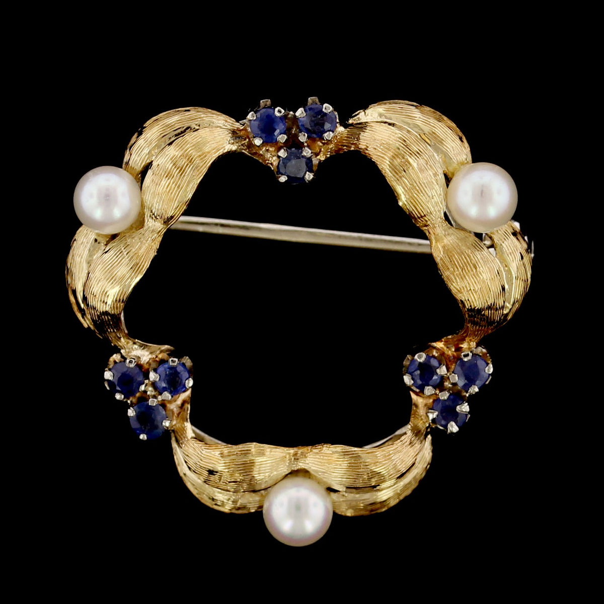 18K Yellow Gold Estate Cultured Pearl and Sapphire Circle Pin