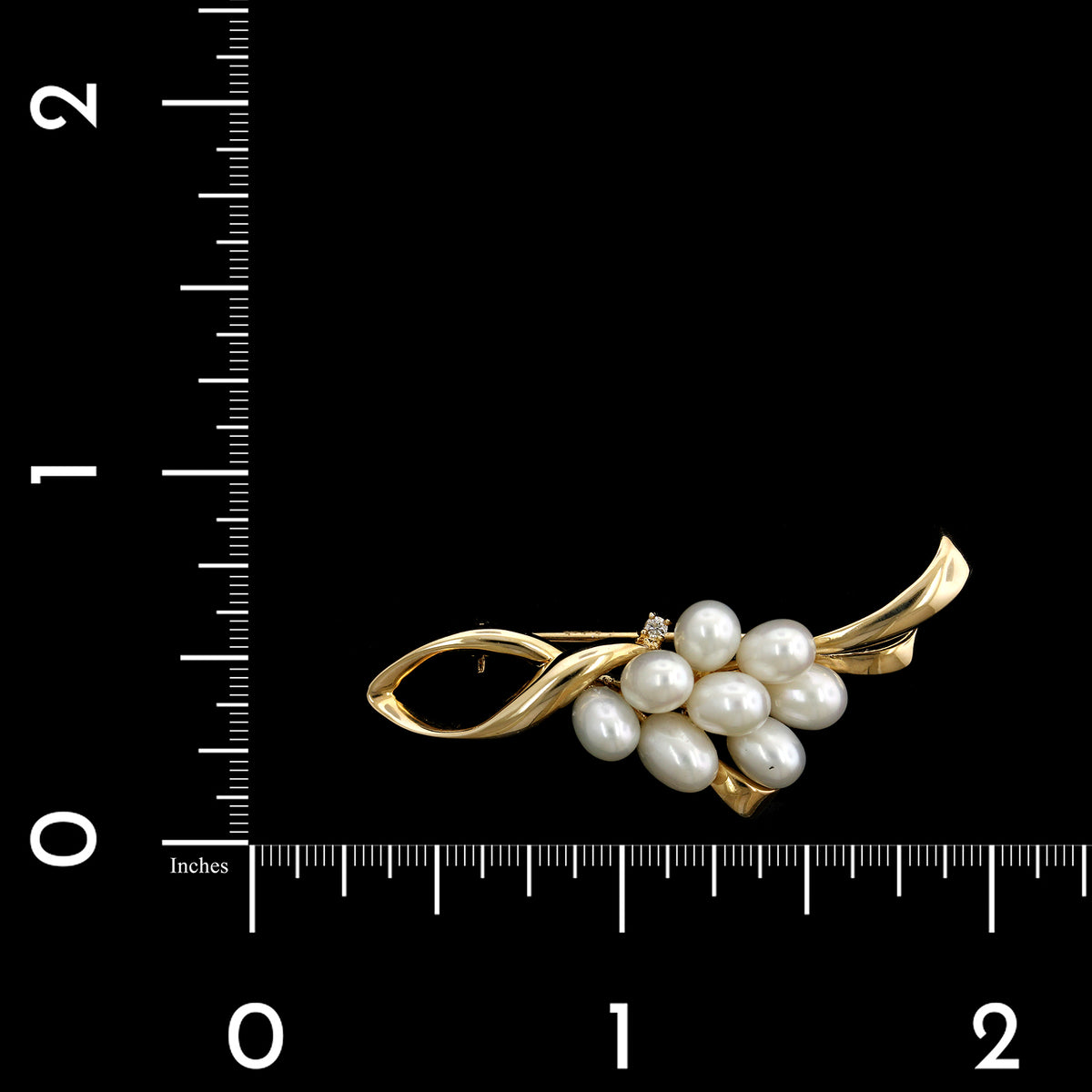 14K Yellow Gold Estate Cultured Freshwater Pearl and Diamond Pin