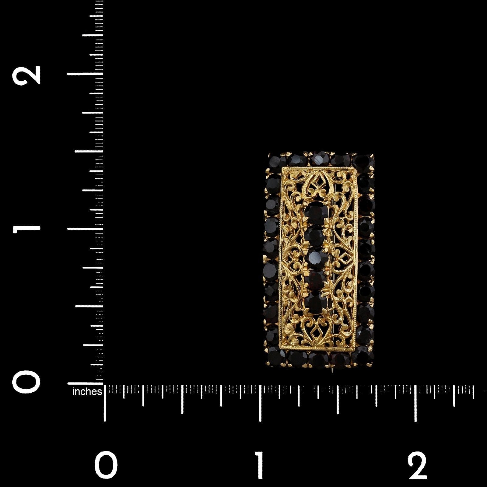 18K Yellow Gold Estate Garnet Pin