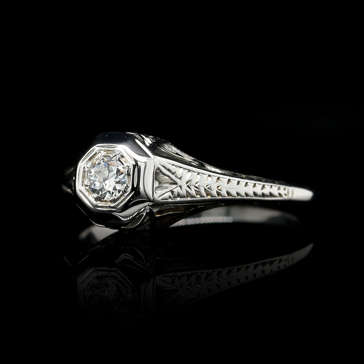 Vintage 18K White Gold Estate Diamond Engagement Ring