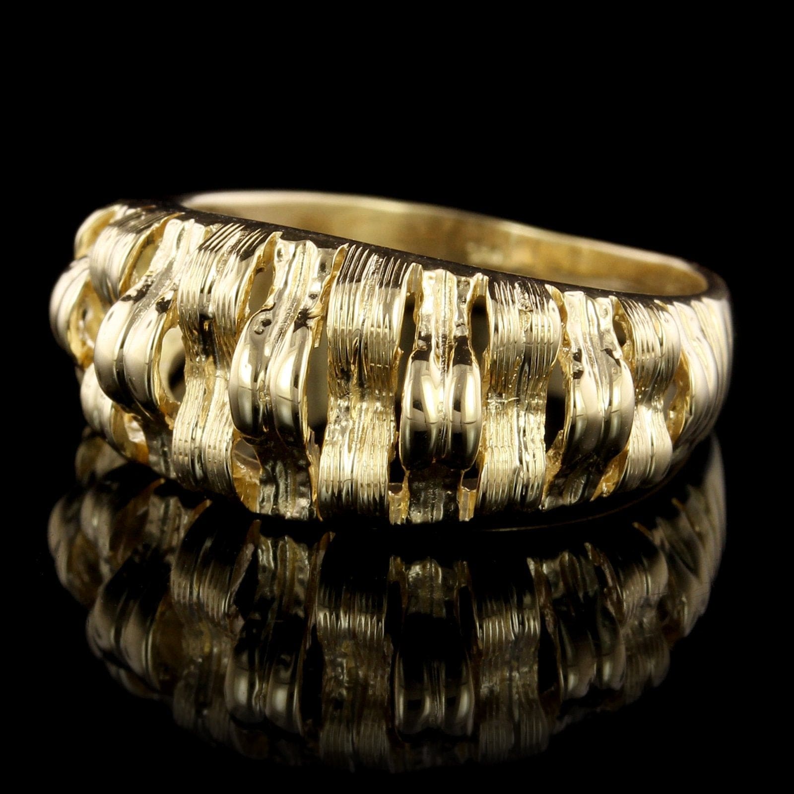 18K Yellow Gold Dome Ring