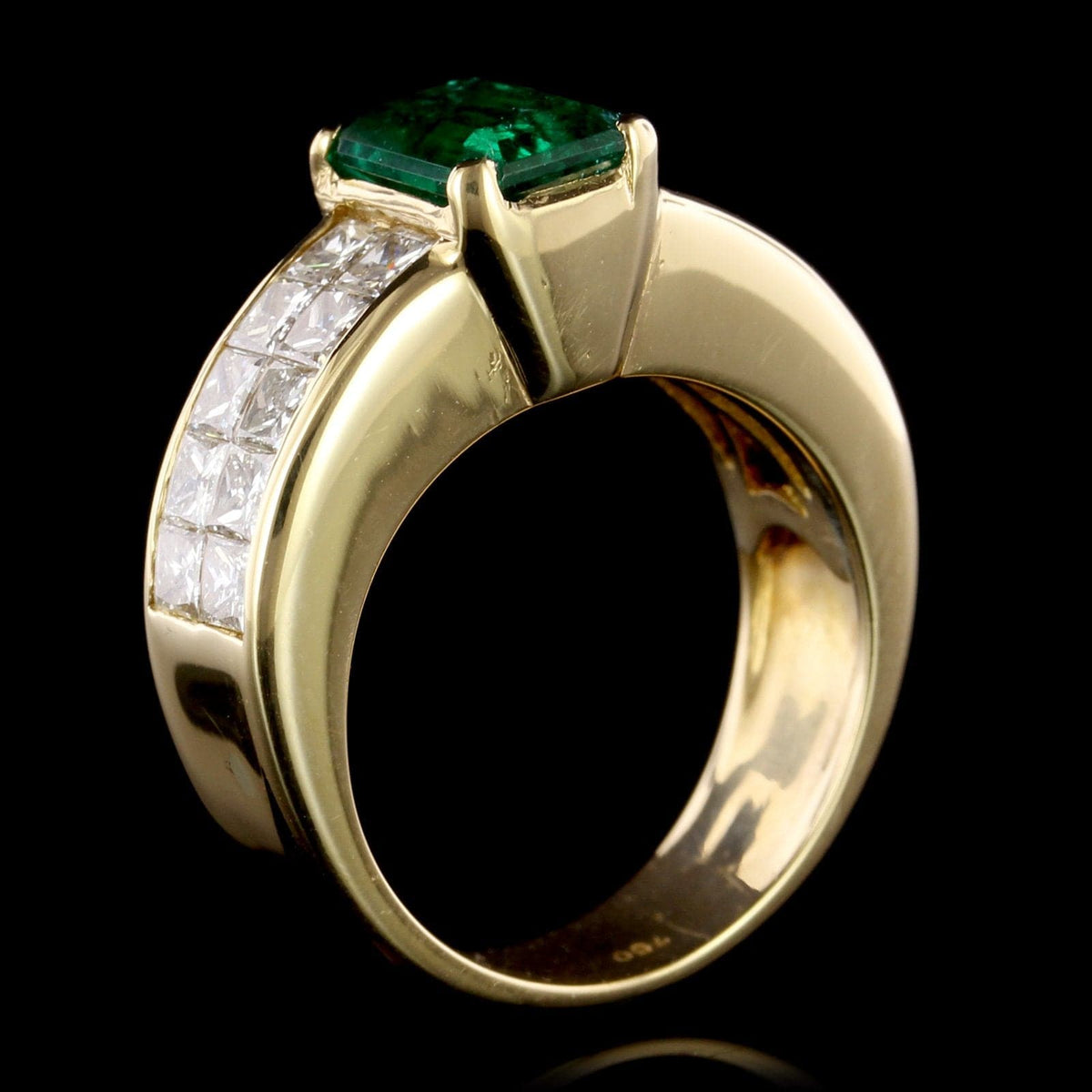 18K Yellow Gold Emerald and Diamond Ring