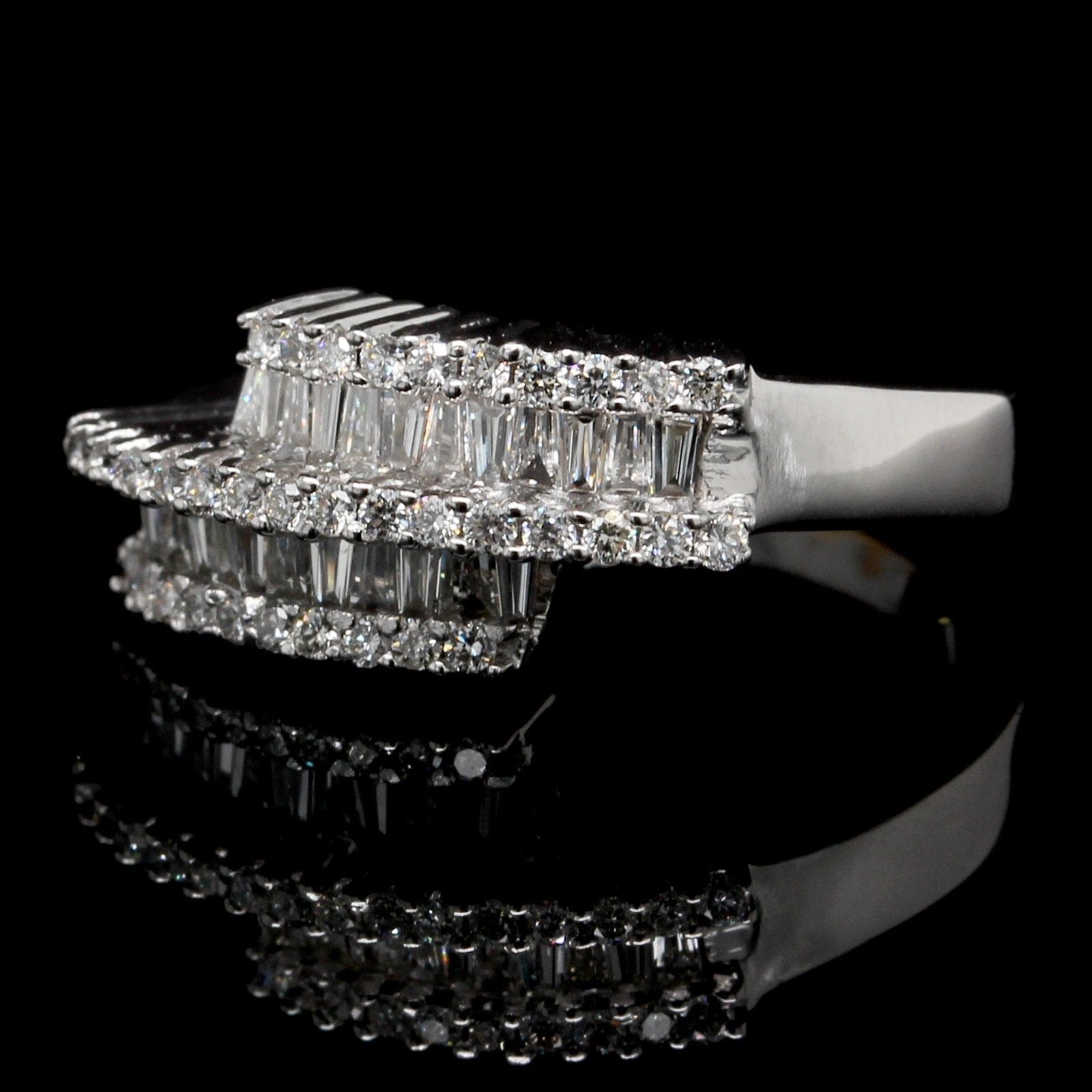 14K White Gold Estate Diamond Ring
