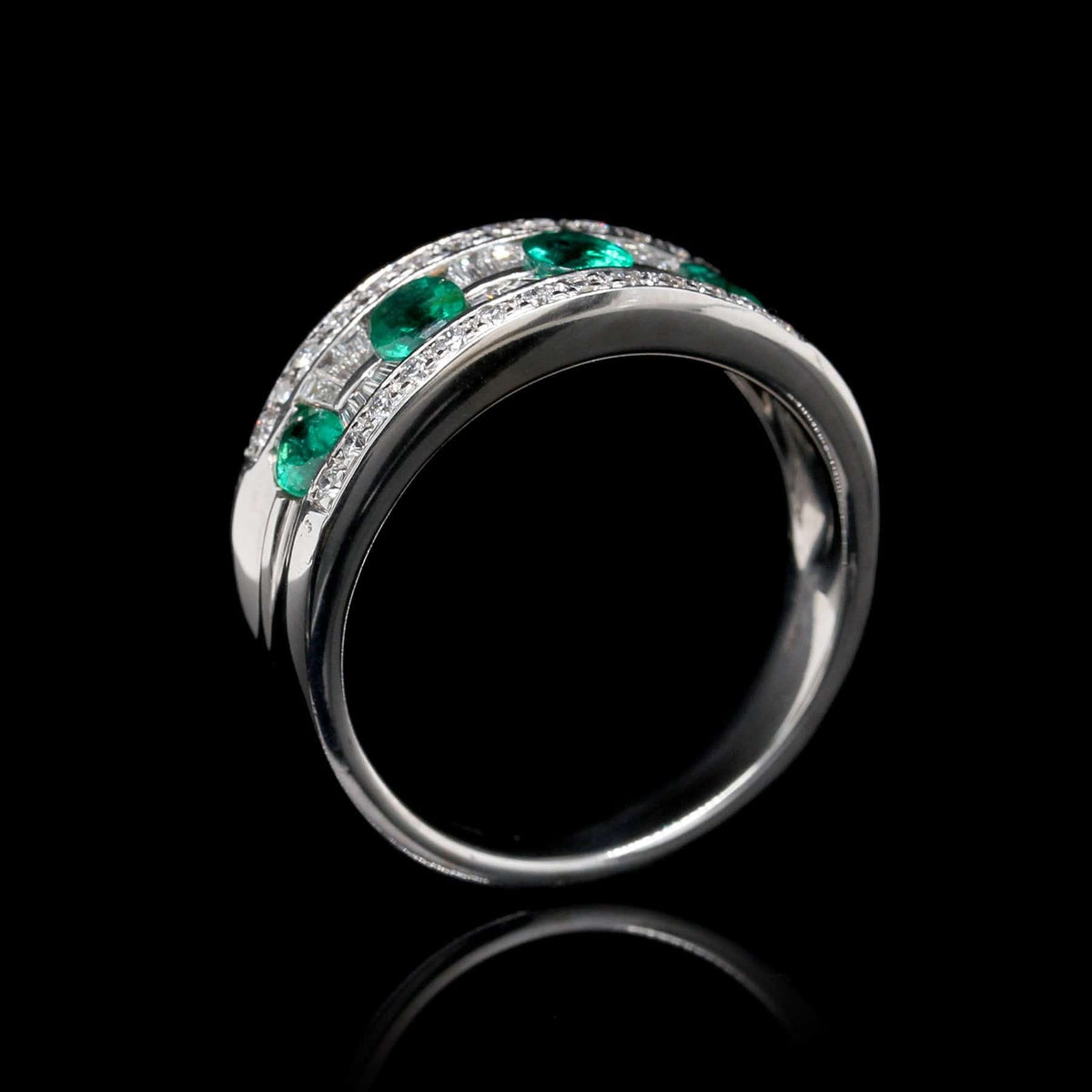 18K White Gold Estate Emerald and Diamond Ring