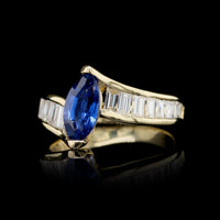 18K Yellow Gold Estate Sapphire and Diamond Ring