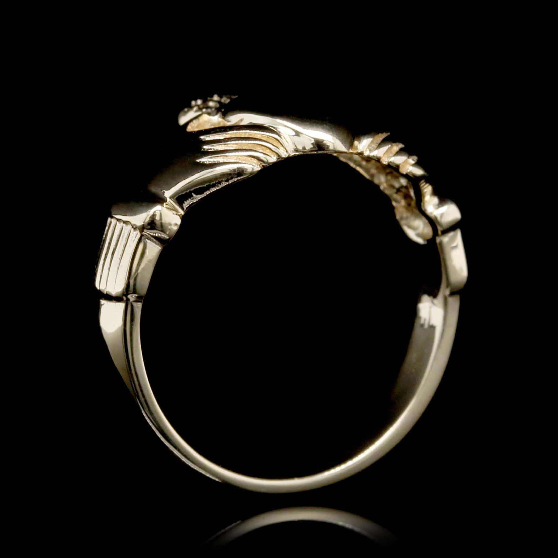 14K Yellow Gold Estate Claddagh Ring