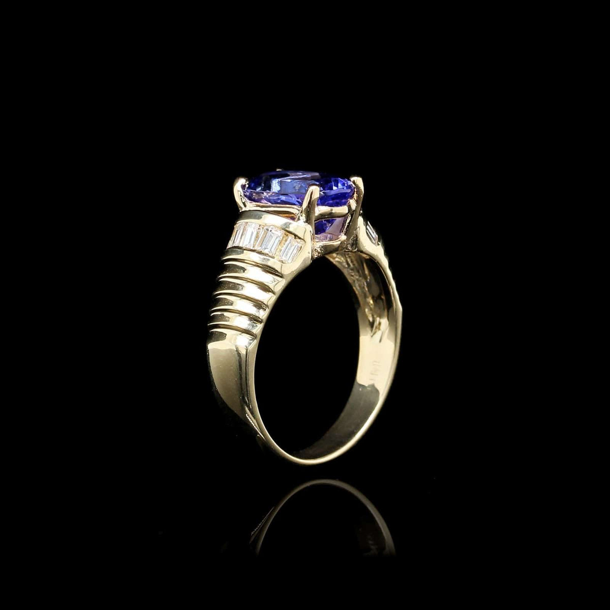 14K Yellow Gold Estate Tanzanite and Diamond Ring