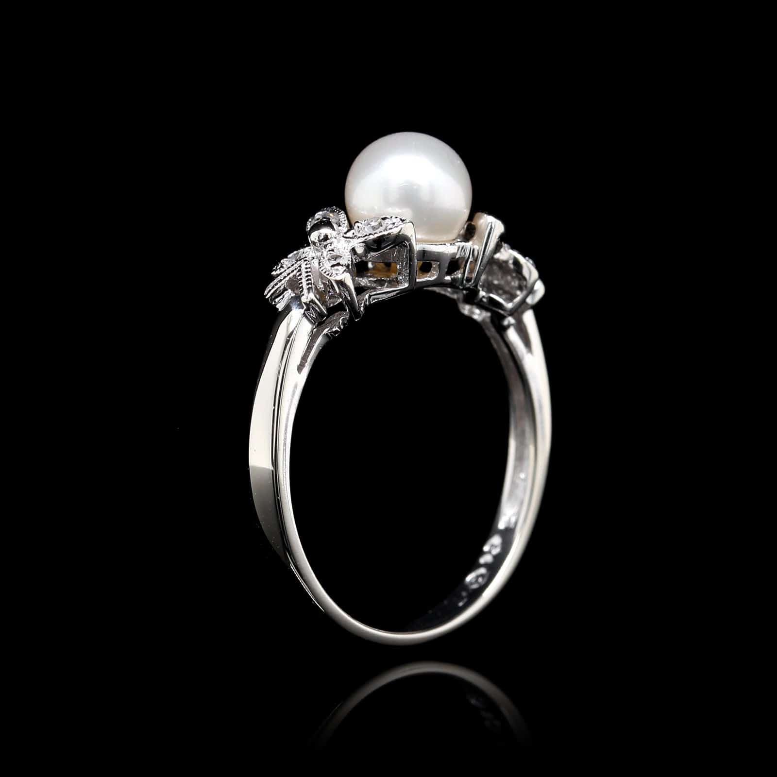 14K White Gold Estate Cultured Pearl and Diamond Ring