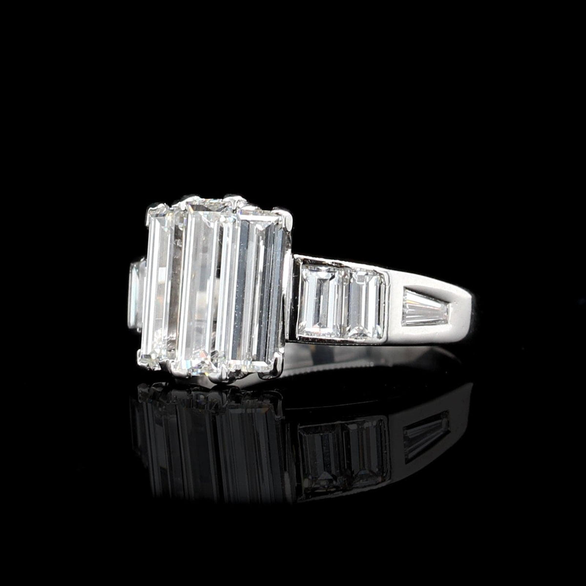 Platinum Estate Diamond Ring