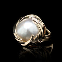 14K Yellow Gold Estate Cultured Mabe Pearl Ring