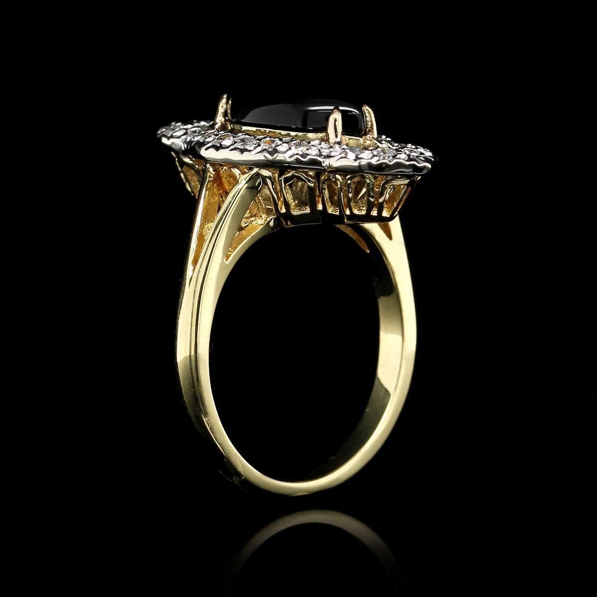 18K Yellow Gold Estate Onyx and Diamond Ring