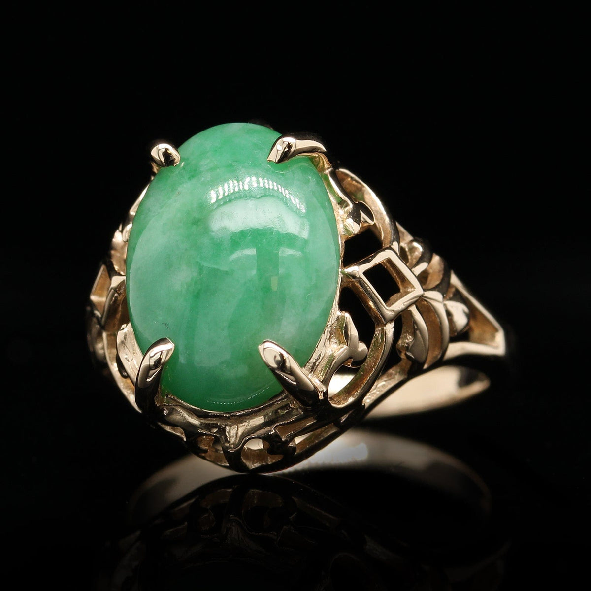 14K Yellow Gold Estate Jadeite Ring