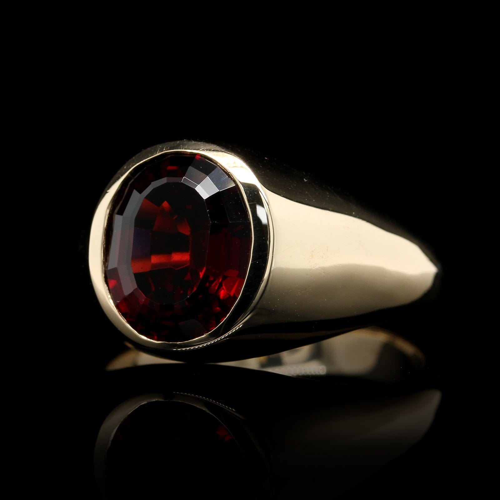 14K Yellow Gold Estate Garnet Ring