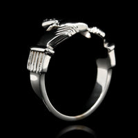 14K White Gold Estate Claddagh Ring