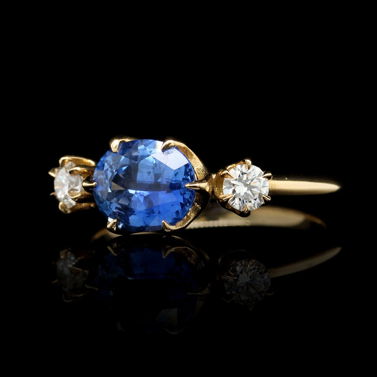 Alexis Kletjian 18K Yellow Gold Estate Sapphire and Diamond Ring