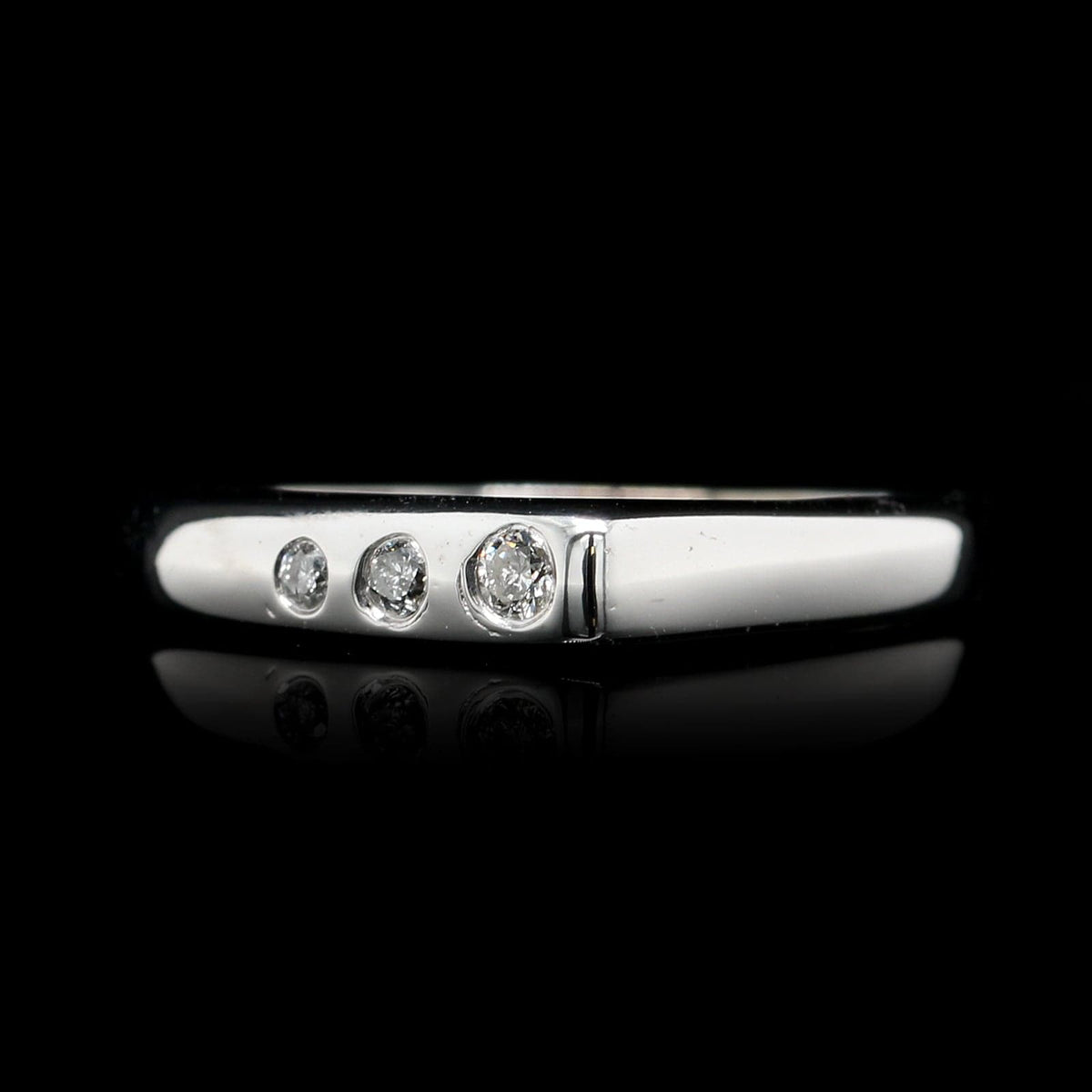 14K White Gold Estate Diamond Ring