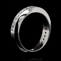 18K White Gold Estate Diamond Band