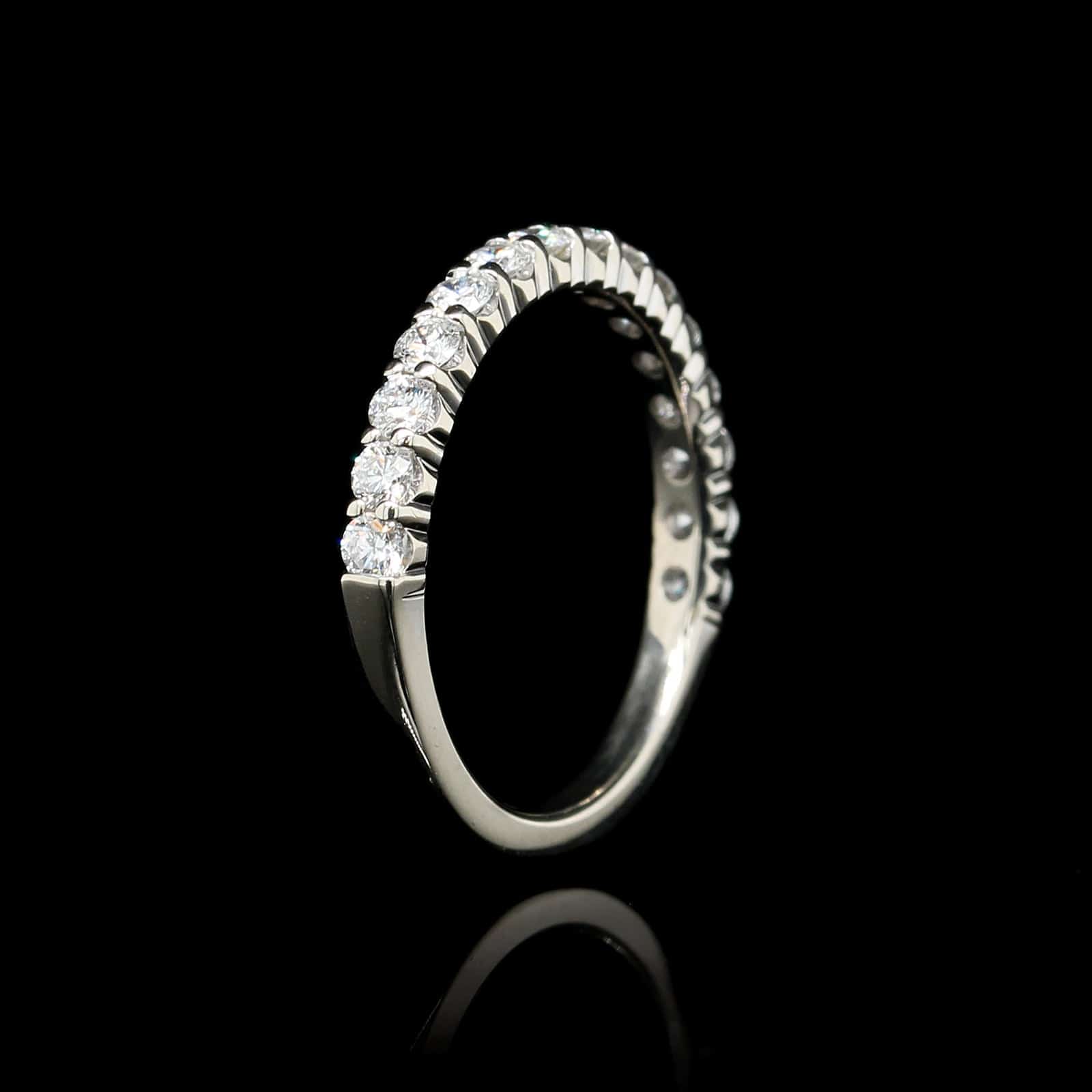 18K White Gold Estate Diamond Band