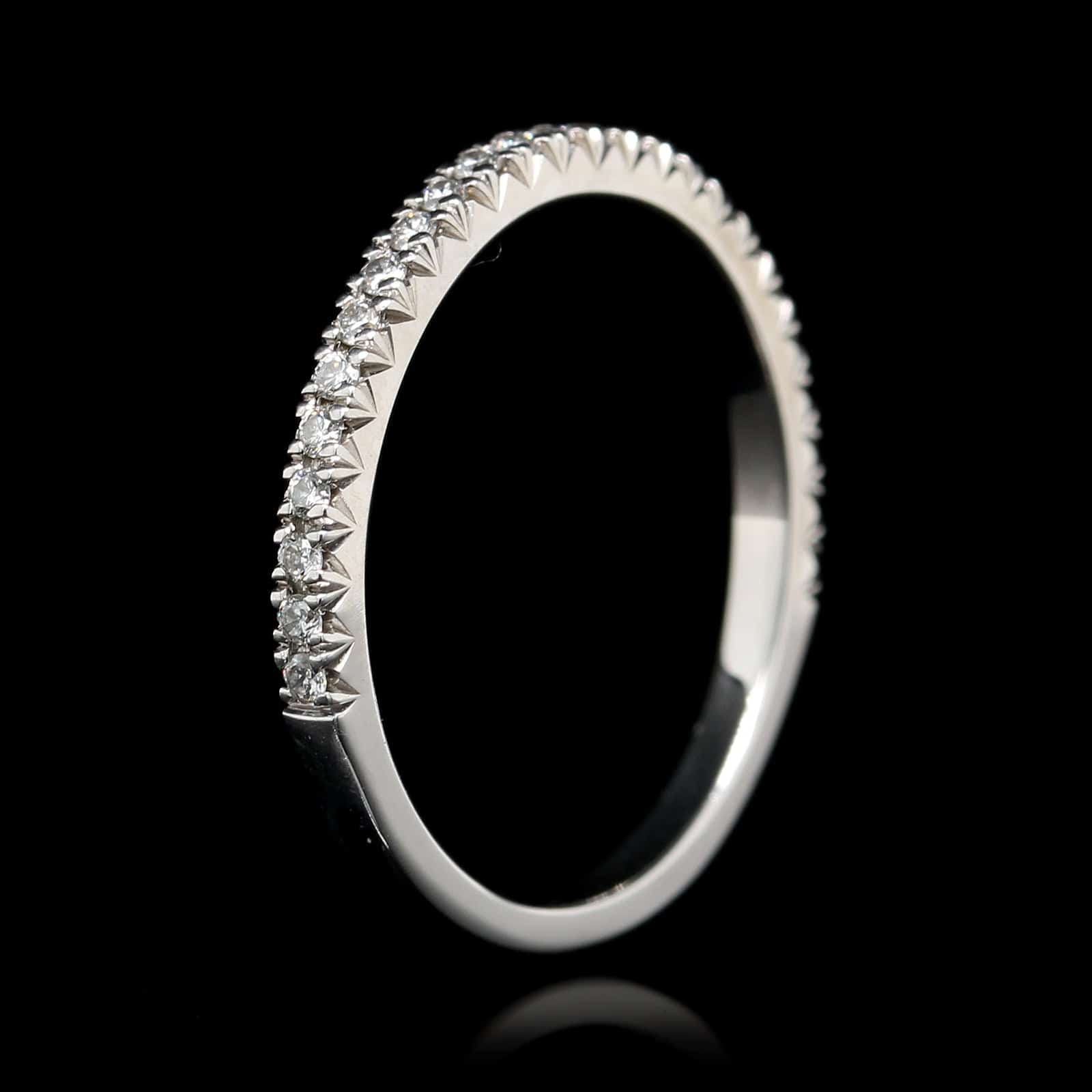 18K White Gold Estate Diamond Band