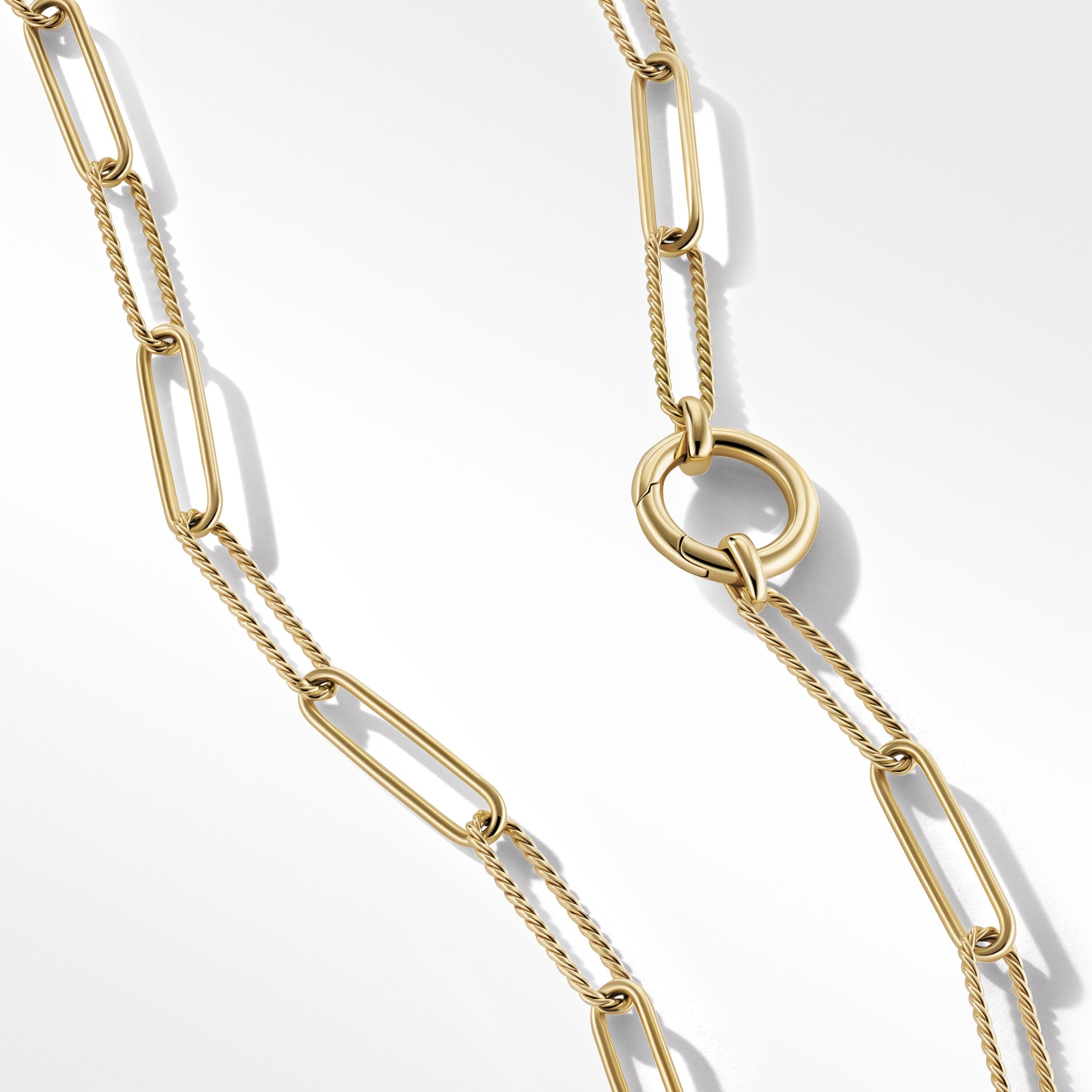 DY Madison® Elongated Chain Necklace in 18K Yellow Gold – Long's Jewelers