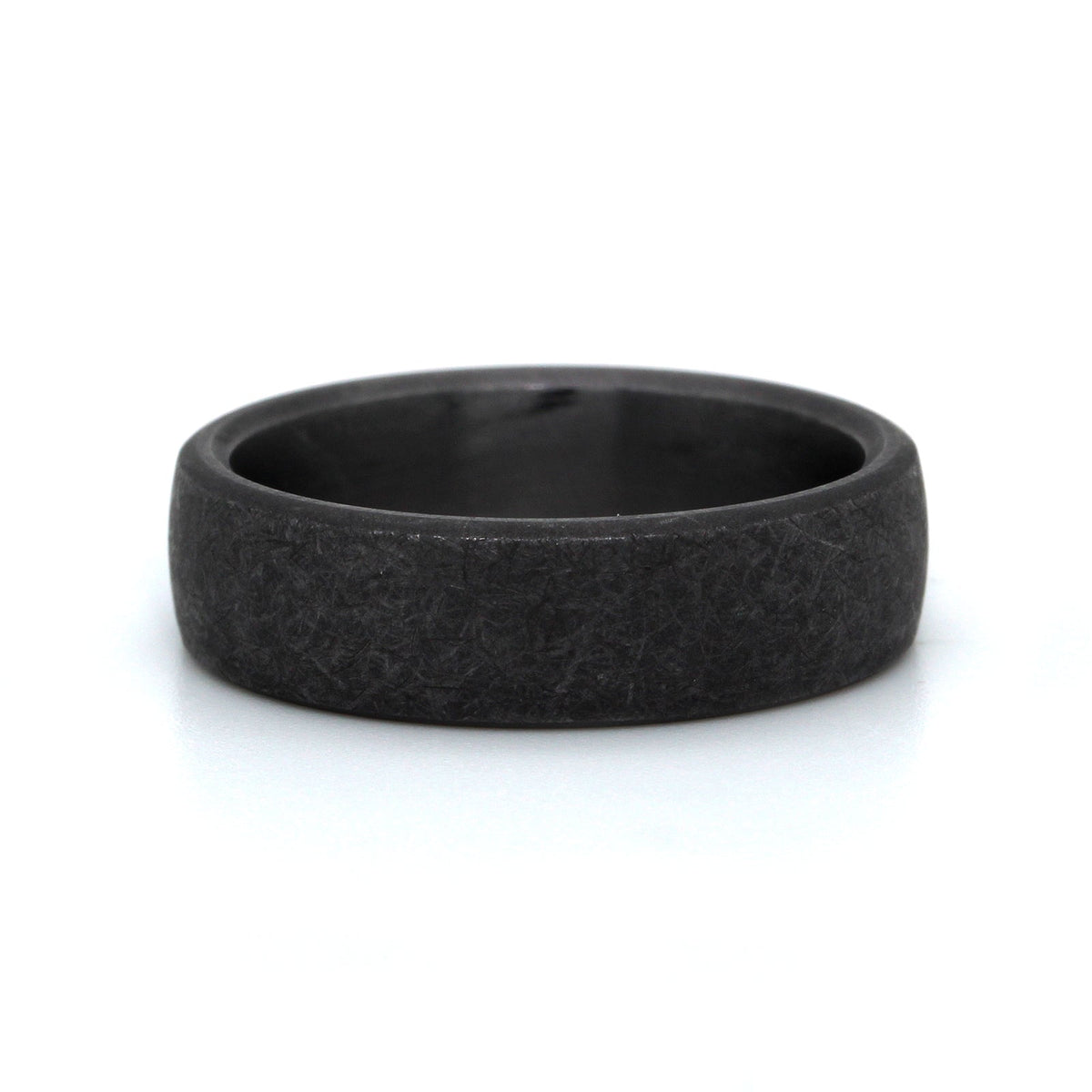 Grey Tantalum European Comfort-Fit Band with A Swirl Finish